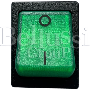 Зеленый переключатель горит на четырех разъемах